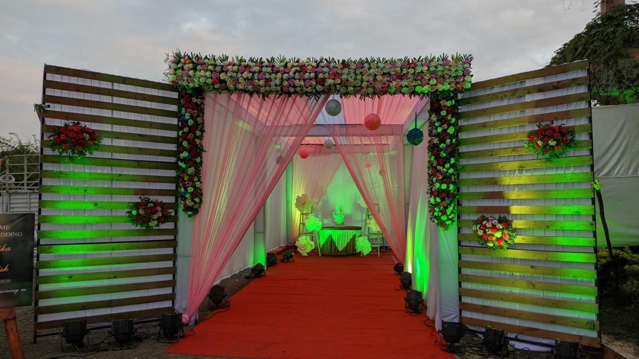 Kanthi Resorts Badami Bāgalkot 外观 照片
